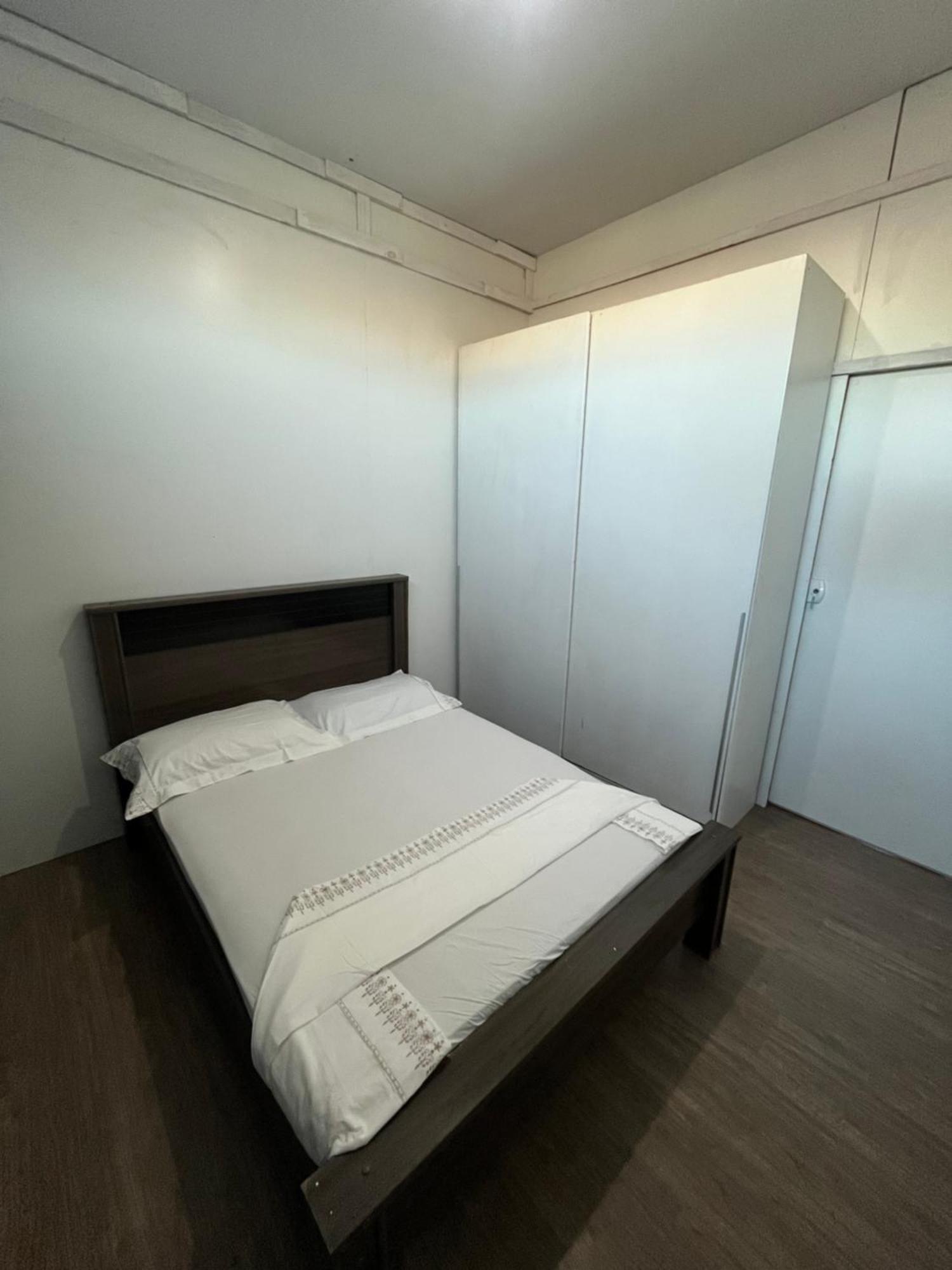 Quarto Hostel Curitiba Luaran gambar
